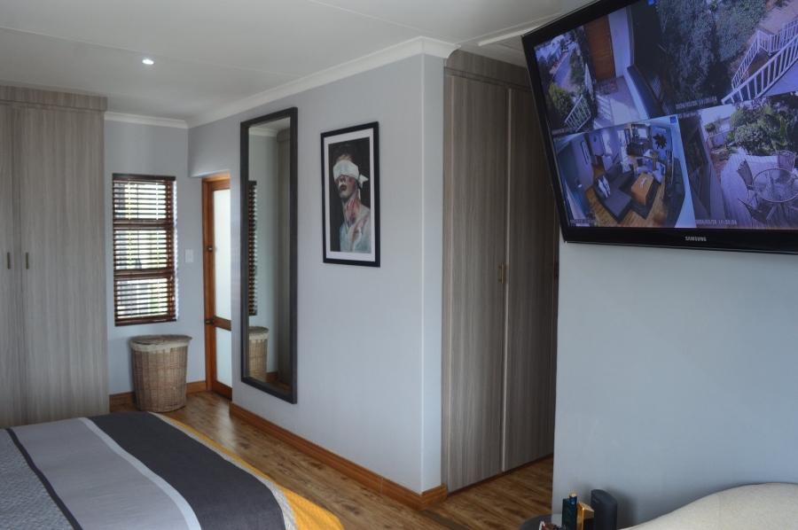 4 Bedroom Property for Sale in Wilkoppies North West